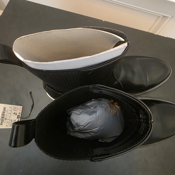 Zara Sleek Black Ankle Booties - Picture 8 of 15